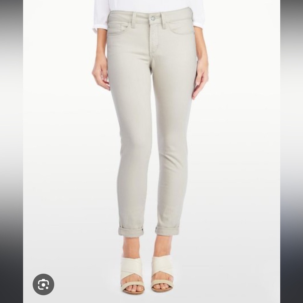 NYDJ ALINA CONVERTIBLE ANKLE SKINNY STRETCH JEAN IN LIGHT GRAY